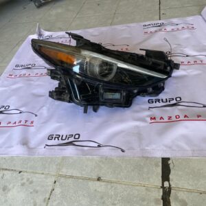 #14,810 MAZDA 3 15 FARO IZQ